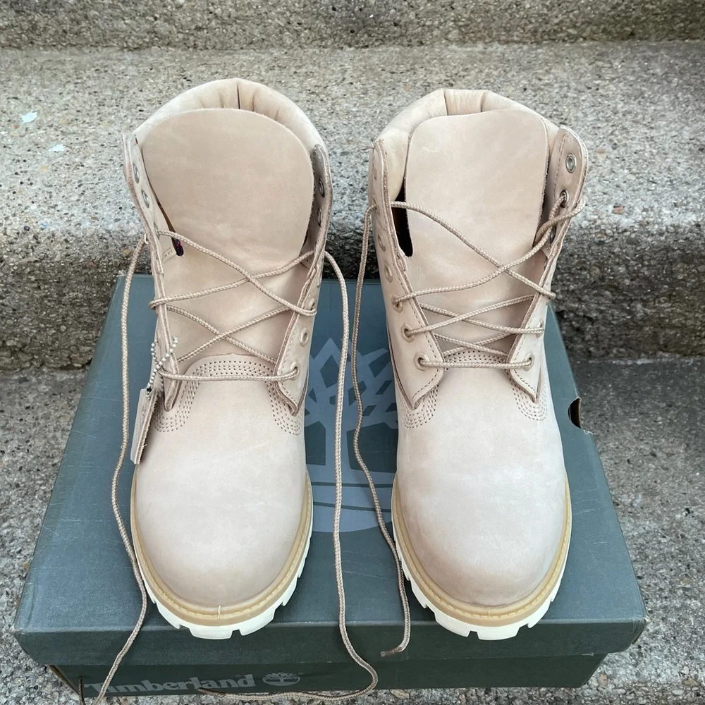 [SOLD on Mercari] Beige Timberlands (6 inch) EXCELLENT CONDITION! - Picture 2 of 8
